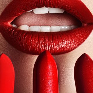 Red Lipstick Tutorial: Best Makeup Tips for Red Lipstick Lovers