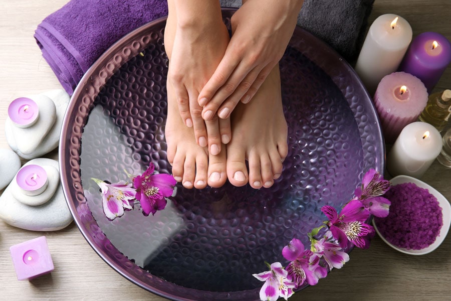 Best DIY Cracked Heels Treatment: 13 Amazing Home Remedies to Soften Hard Skin
