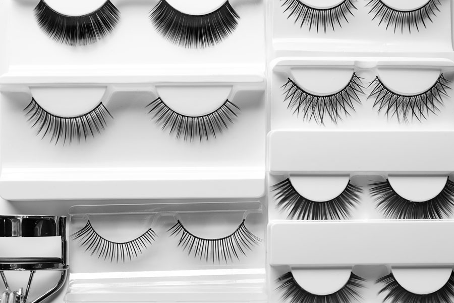 how to clean and store your false eyelashes